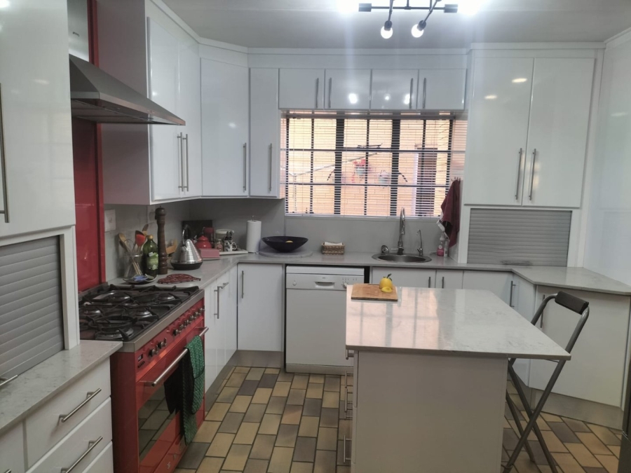 4 Bedroom Property for Sale in Pentagon Park Free State